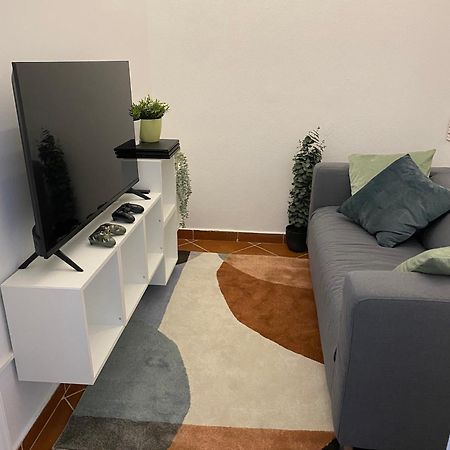 Birdie 3-Bdr Apartment Budapest Esterno foto