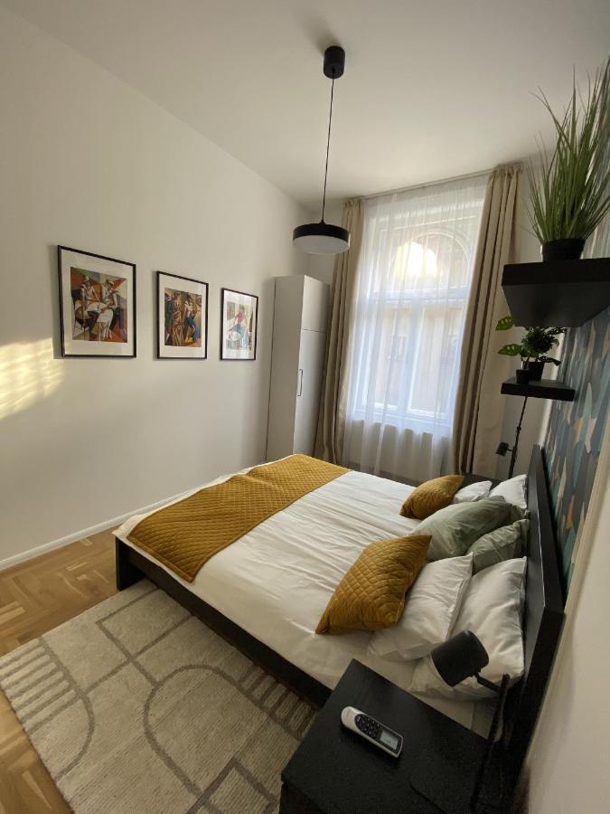 Birdie 3-Bdr Apartment Budapest Esterno foto