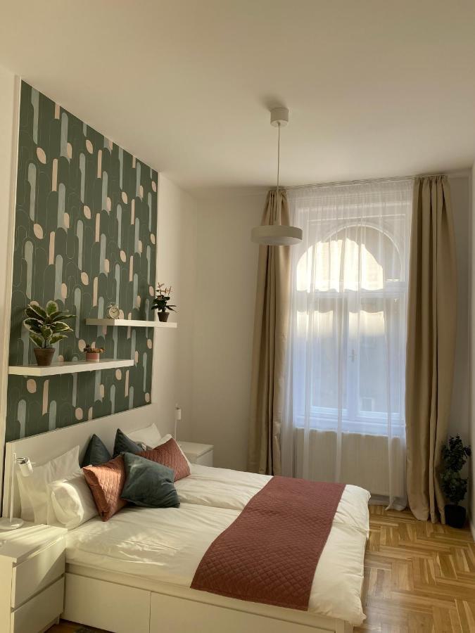 Birdie 3-Bdr Apartment Budapest Esterno foto